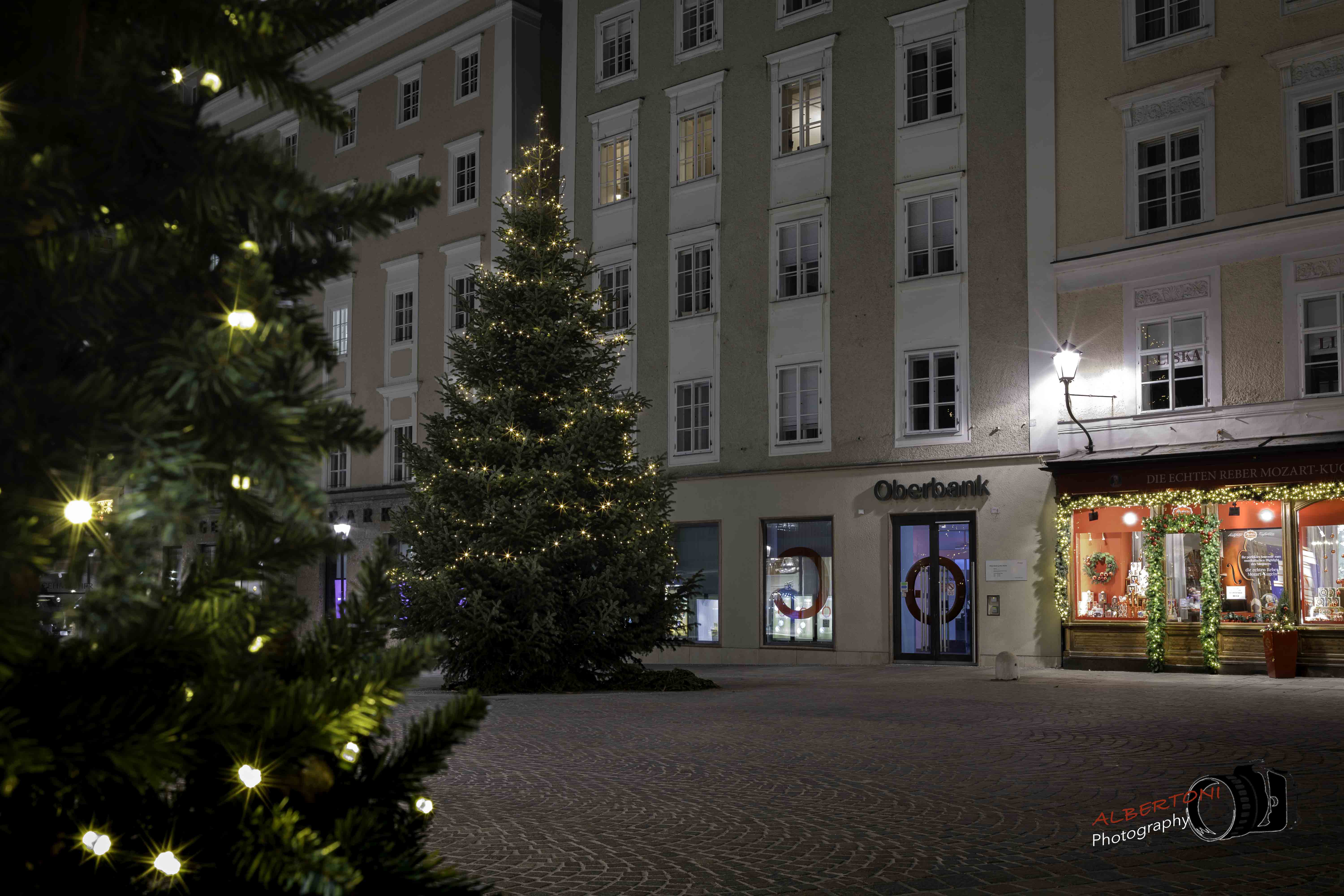Salzburg by night, Salzburgerland, Austria, Christmasvibes